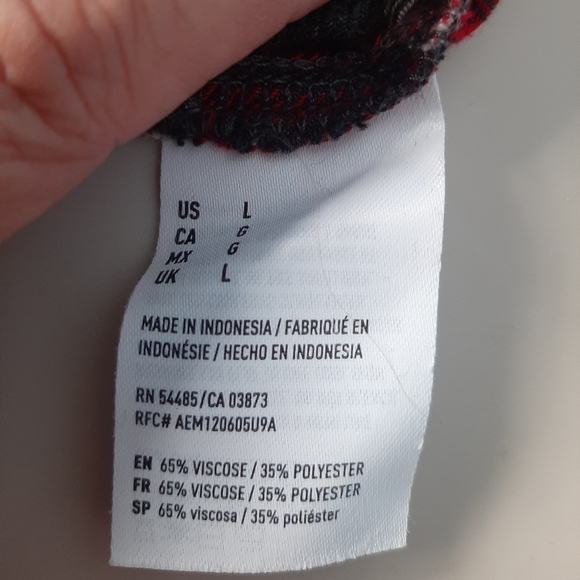 American Eagle Outfitters Plaid flannel Boyfriend Fit - Picture 4 of 6